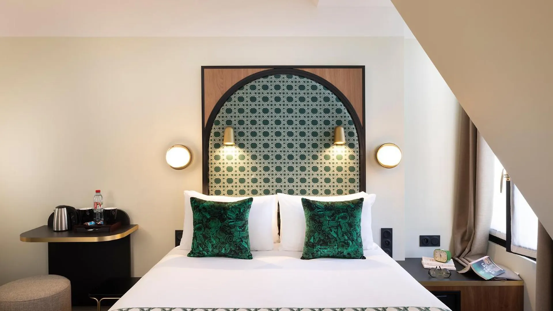 Avalon Cosy Hotel 4*