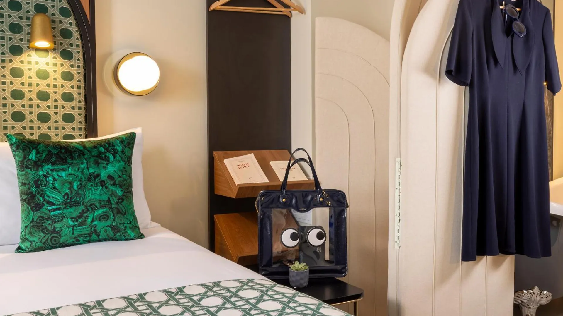 Avalon Cosy Hotel