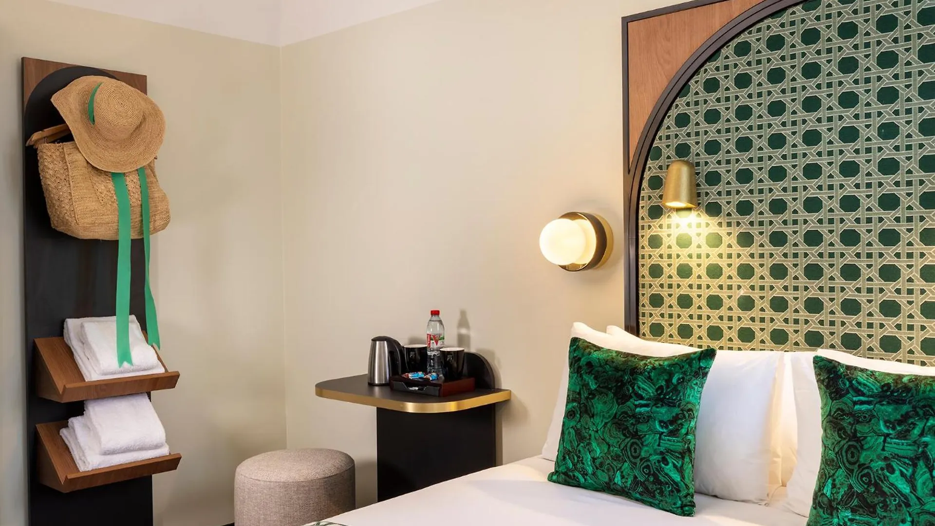 Avalon Cosy Hotel