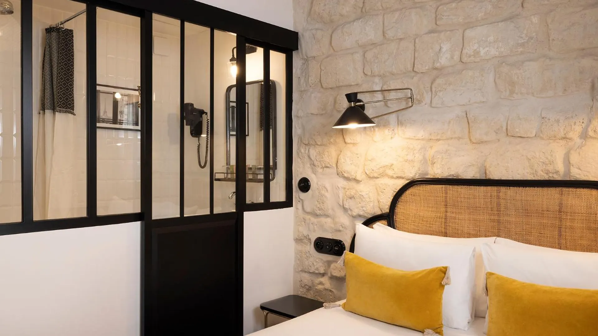 Avalon Cosy 4* Paris