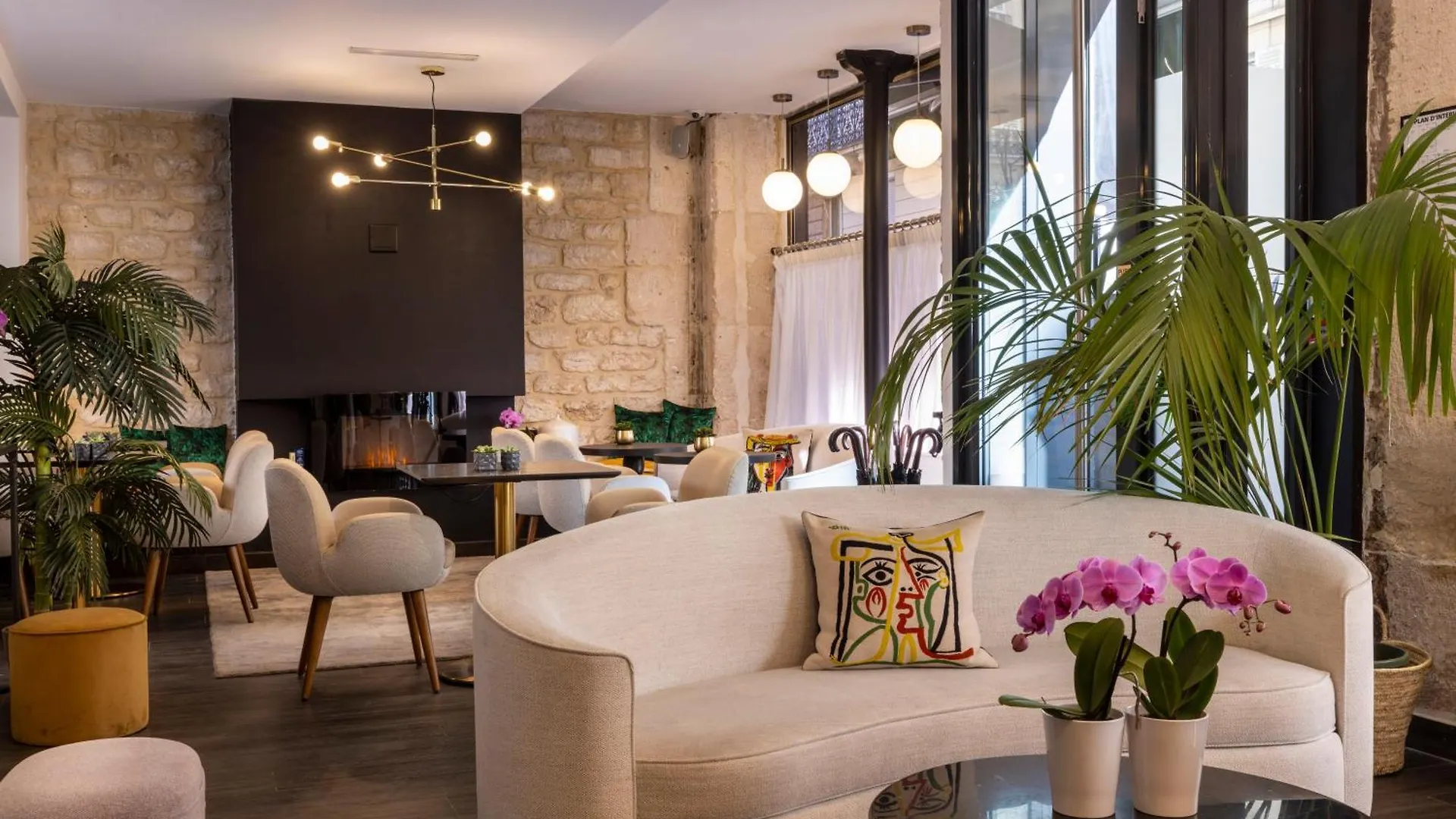 Avalon Cosy Hotel